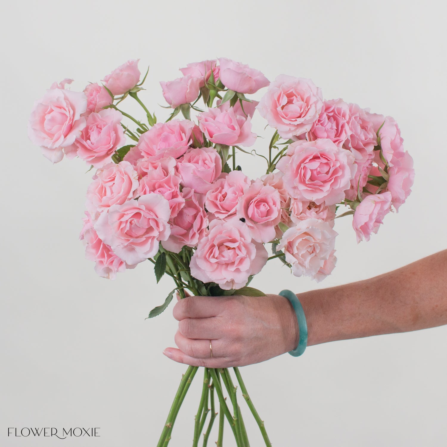 Bulk Light Pink Spray Roses