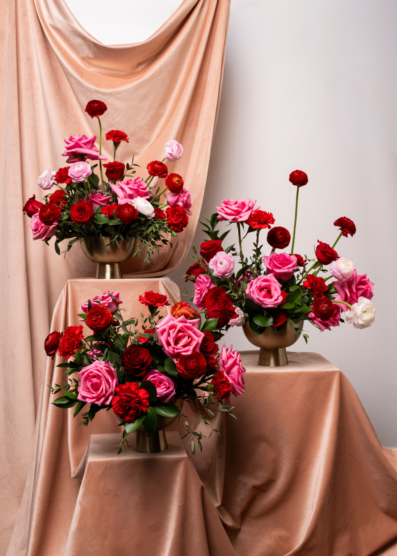 pink and red fresh flower kits