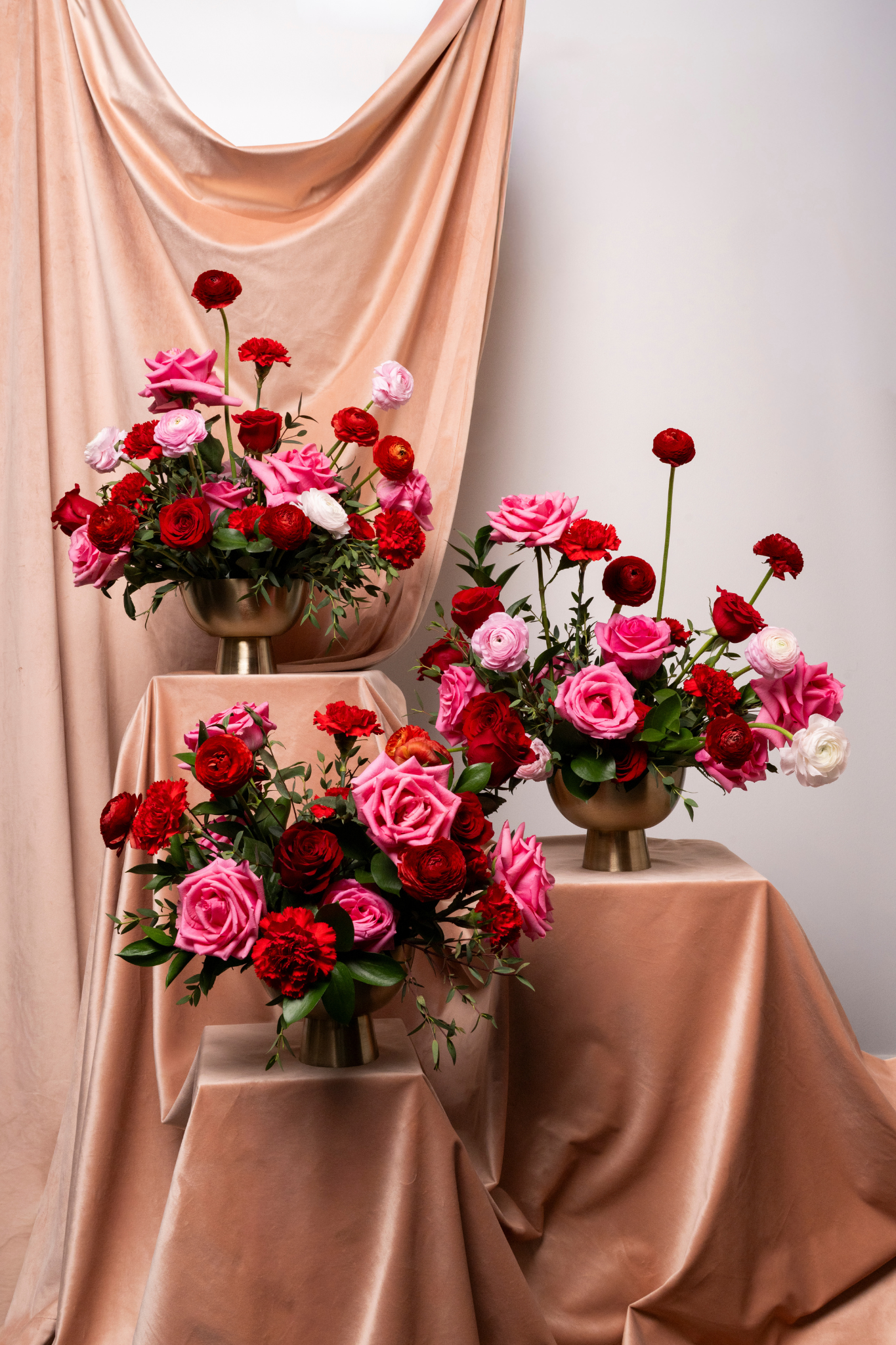 pink and red fresh flower kits