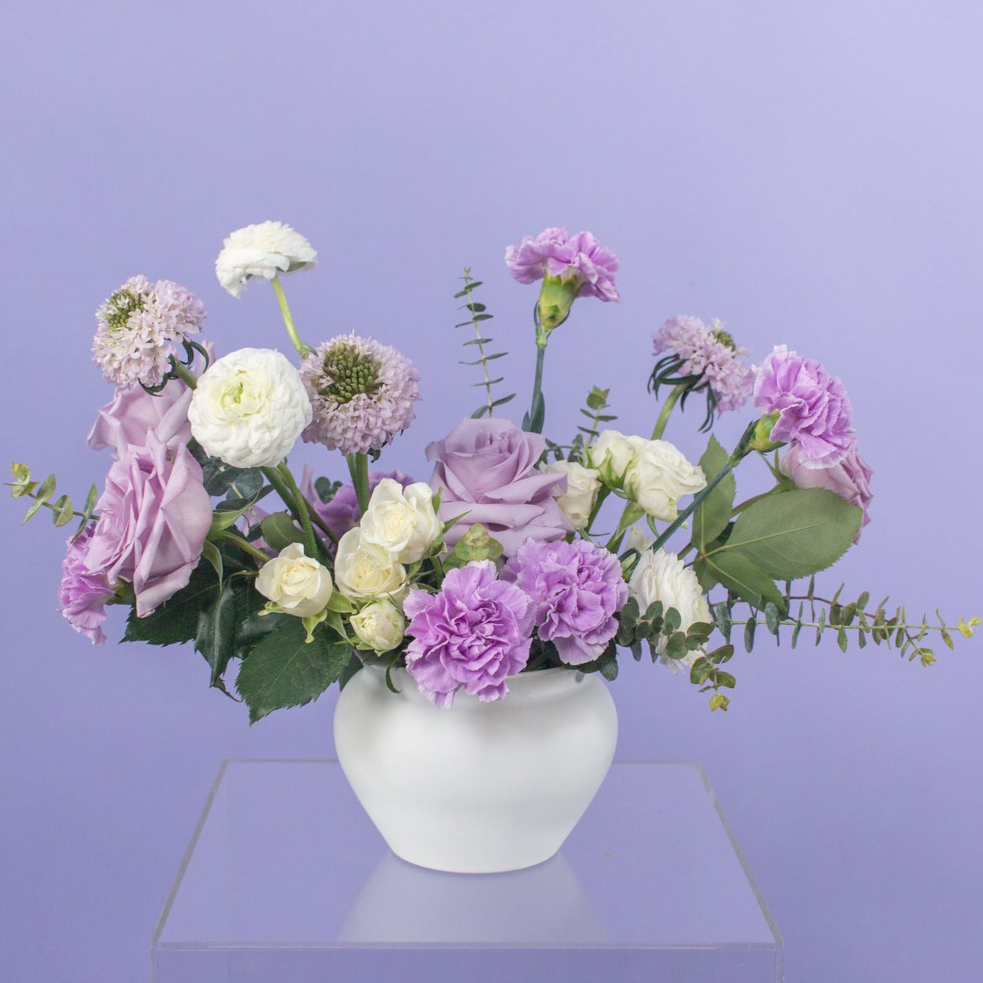 Lavender and Cream Party Flower Arrangements